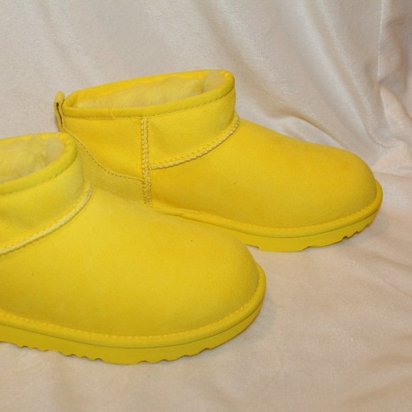 NIB UGG YOUTH 4 5 6 WOMEN'S 6 7 8 9 10 11 ULTRAMINI SUEDE SHEARLING ANKEL BOOTS - Picture 4 of 8